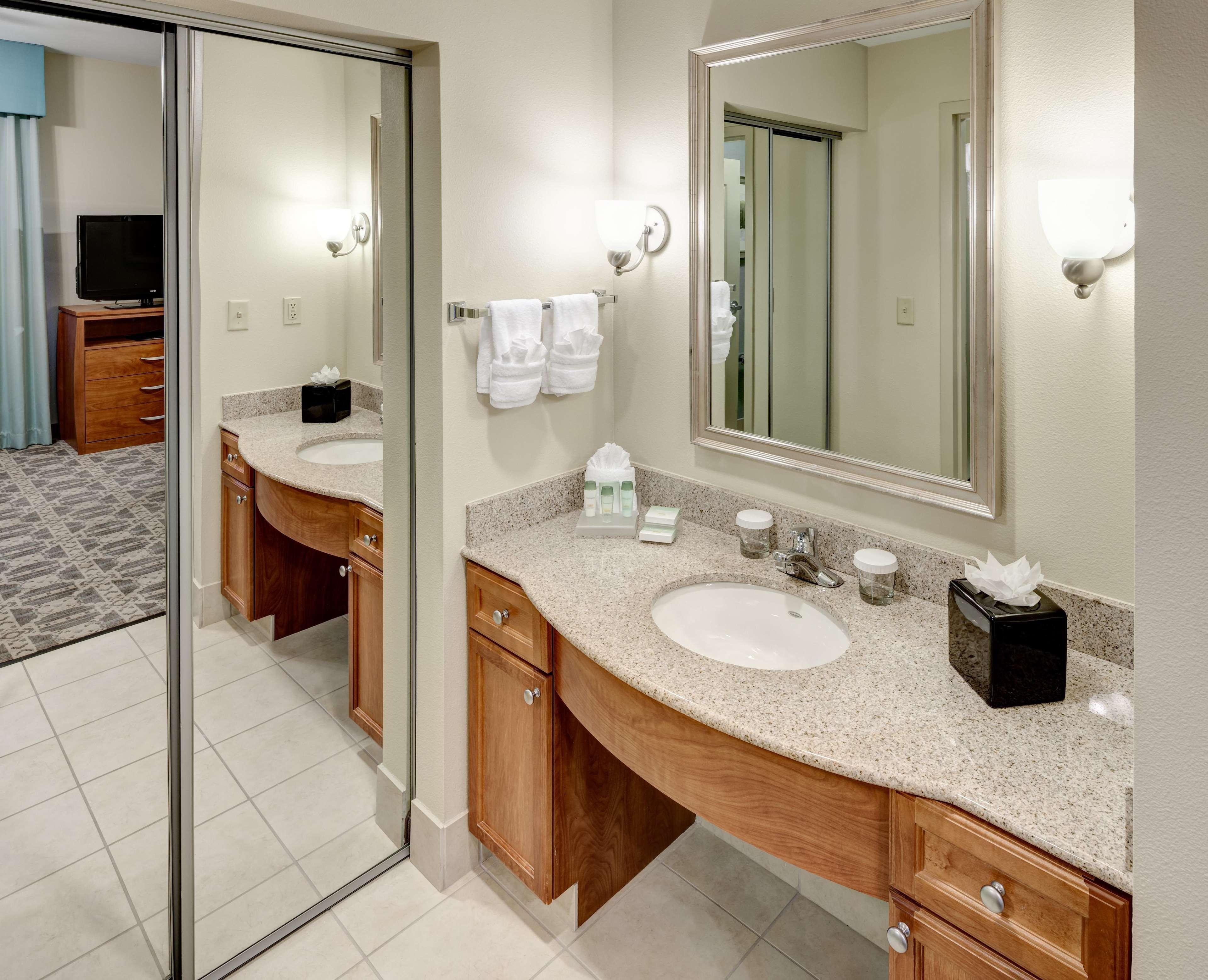Homewood Suites By Hilton Irving-Dfw Airport Exterior photo